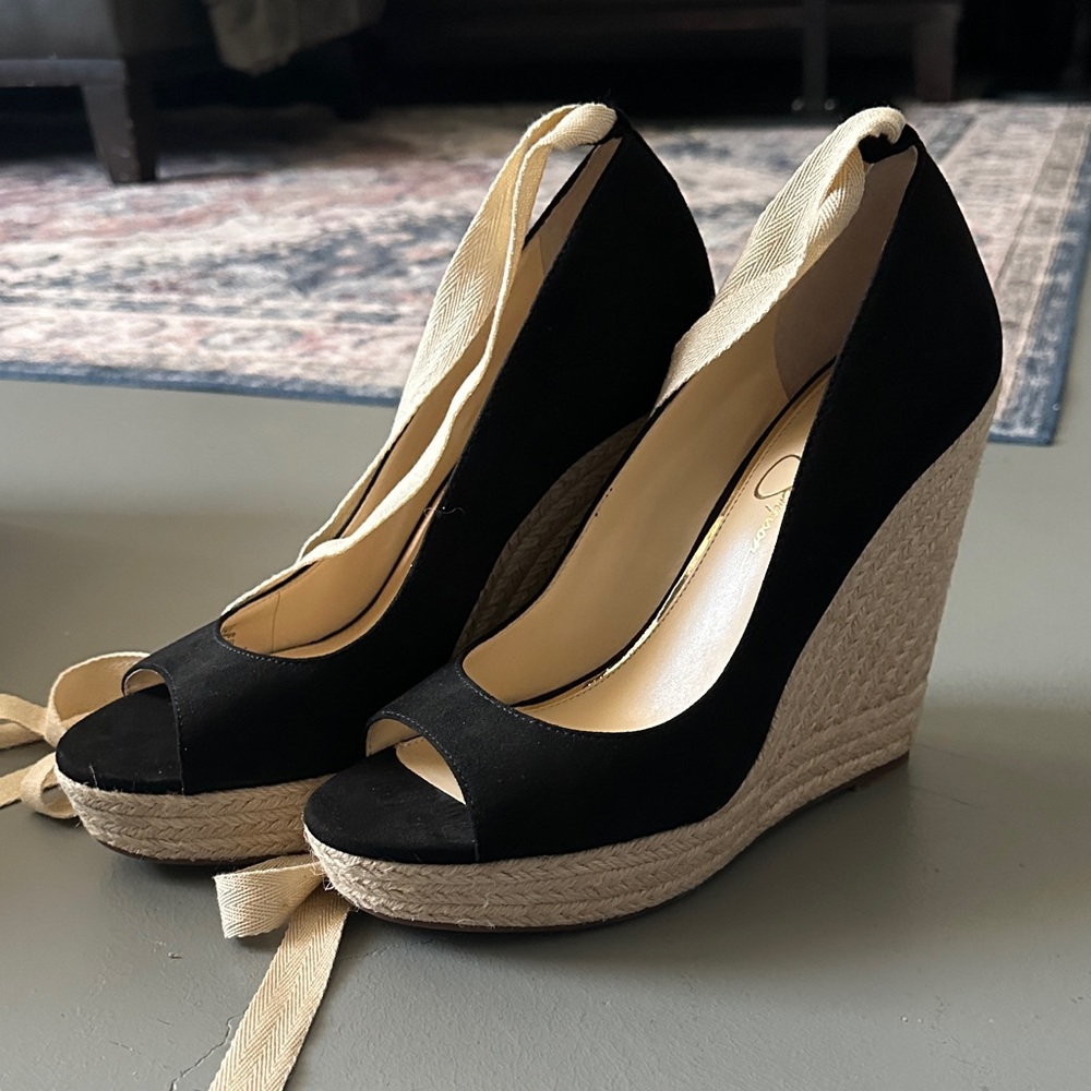 Jessica Simpson Black and Tan Wedge Heels